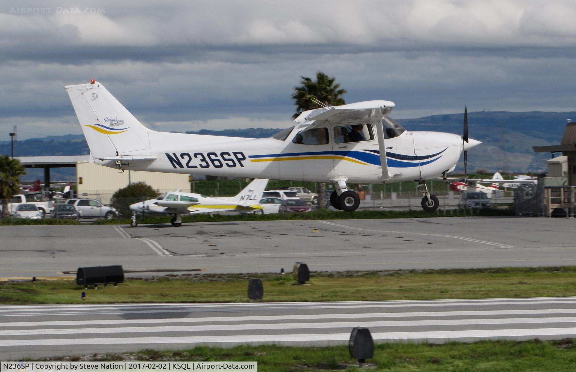 N236SP, 1999 Cessna 172S C/N 172S8213, Bay Area Flyers 1999 Cessna 172S Skyhawk landing @ San Carlos Airport, CA home base