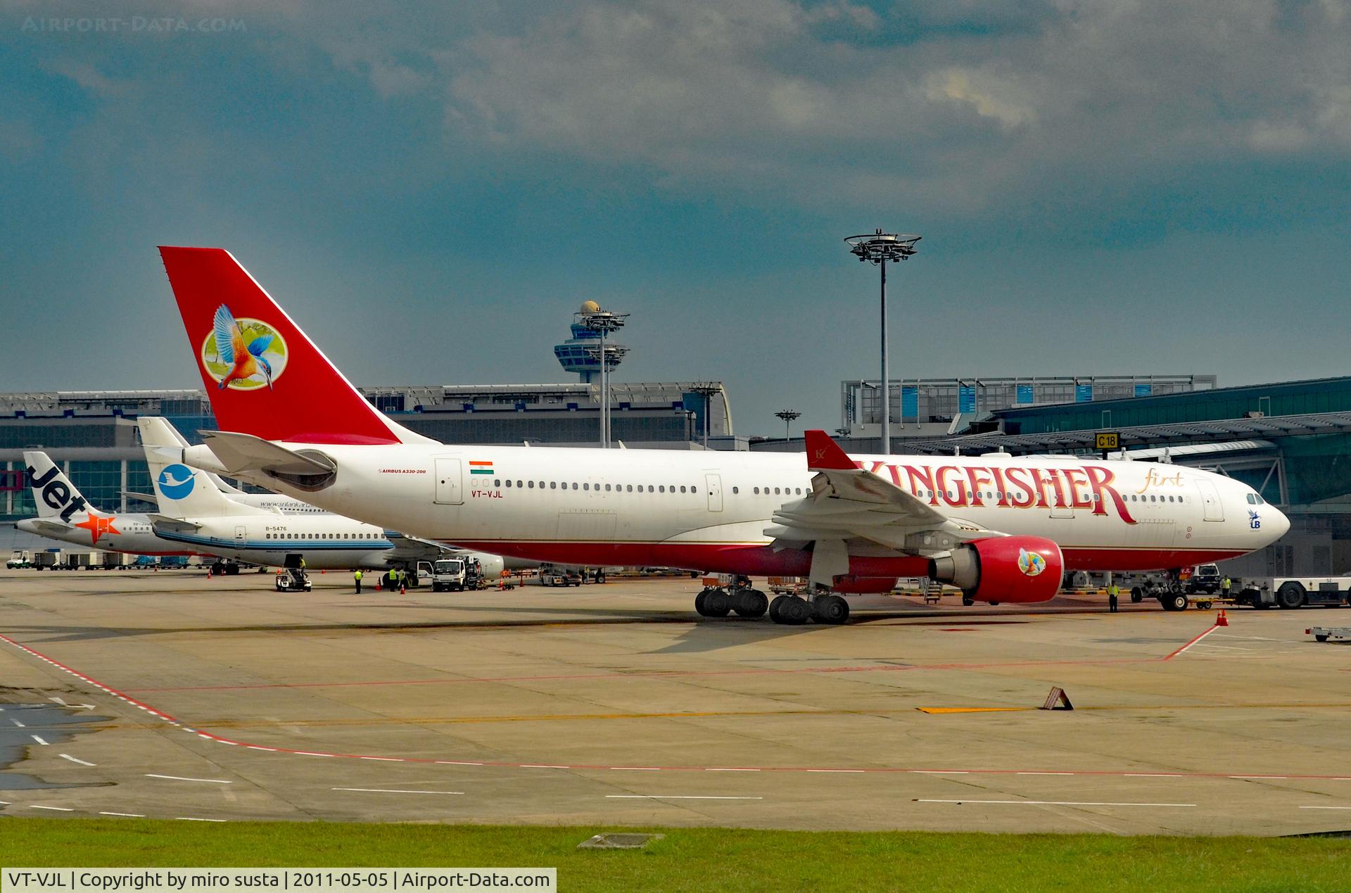 VT-VJL, 2008 Airbus A330-223 C/N 891, Kingfisher Airlines Airbus A330-223 Airplane, Singapore-Changi International Airport