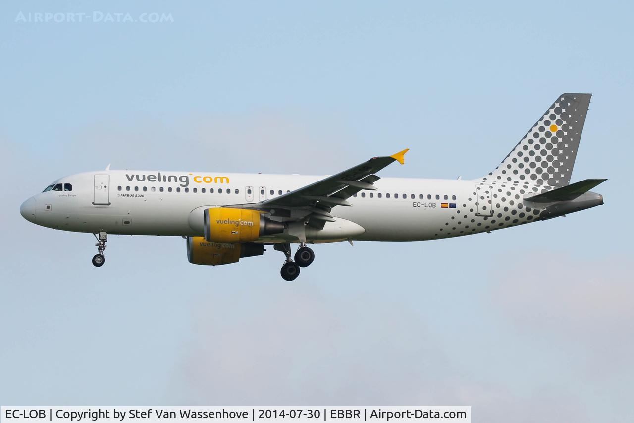 EC-LOB, 2011 Airbus A320-214 C/N 4849, Brussels International Airport.
