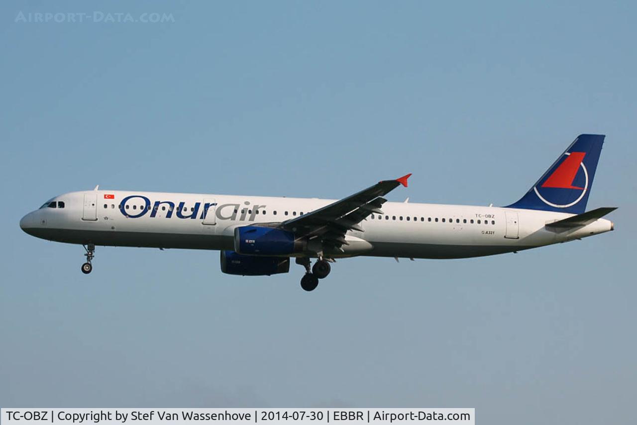 TC-OBZ, 1998 Airbus A321-231 C/N 0811, Brussels International Airport.