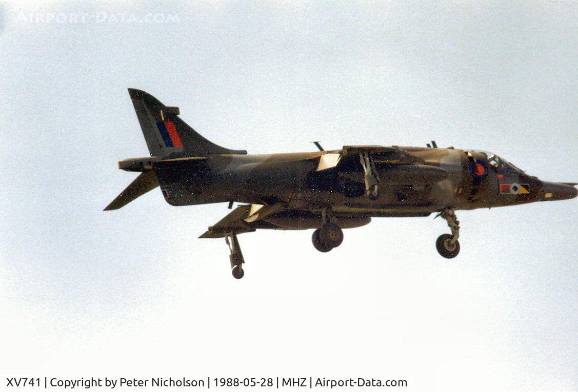 XV741, 1968 Hawker Siddeley Harrier GR.3 C/N 712004, Harrier GR.3 of 233 Operational Conversion Unit at RAF Wittering in the hover at the 1988 Mildenhall Air Fete.
