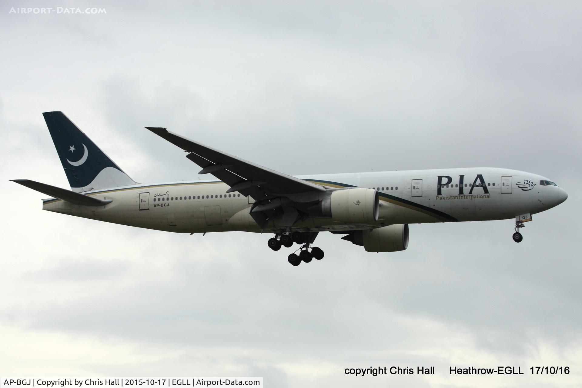 AP-BGJ, 2003 Boeing 777-240/ER C/N 33775, PIA Pakistan International Airlines