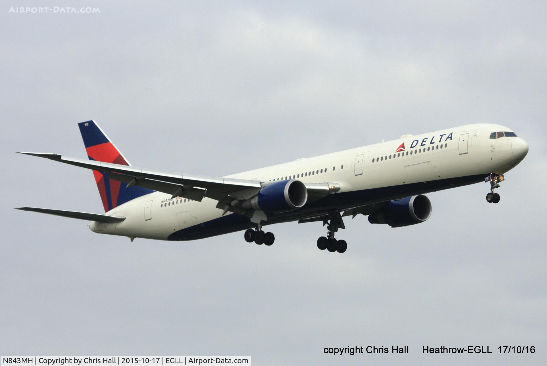 N843MH, 2002 Boeing 767-432/ER C/N 29716, Delta
