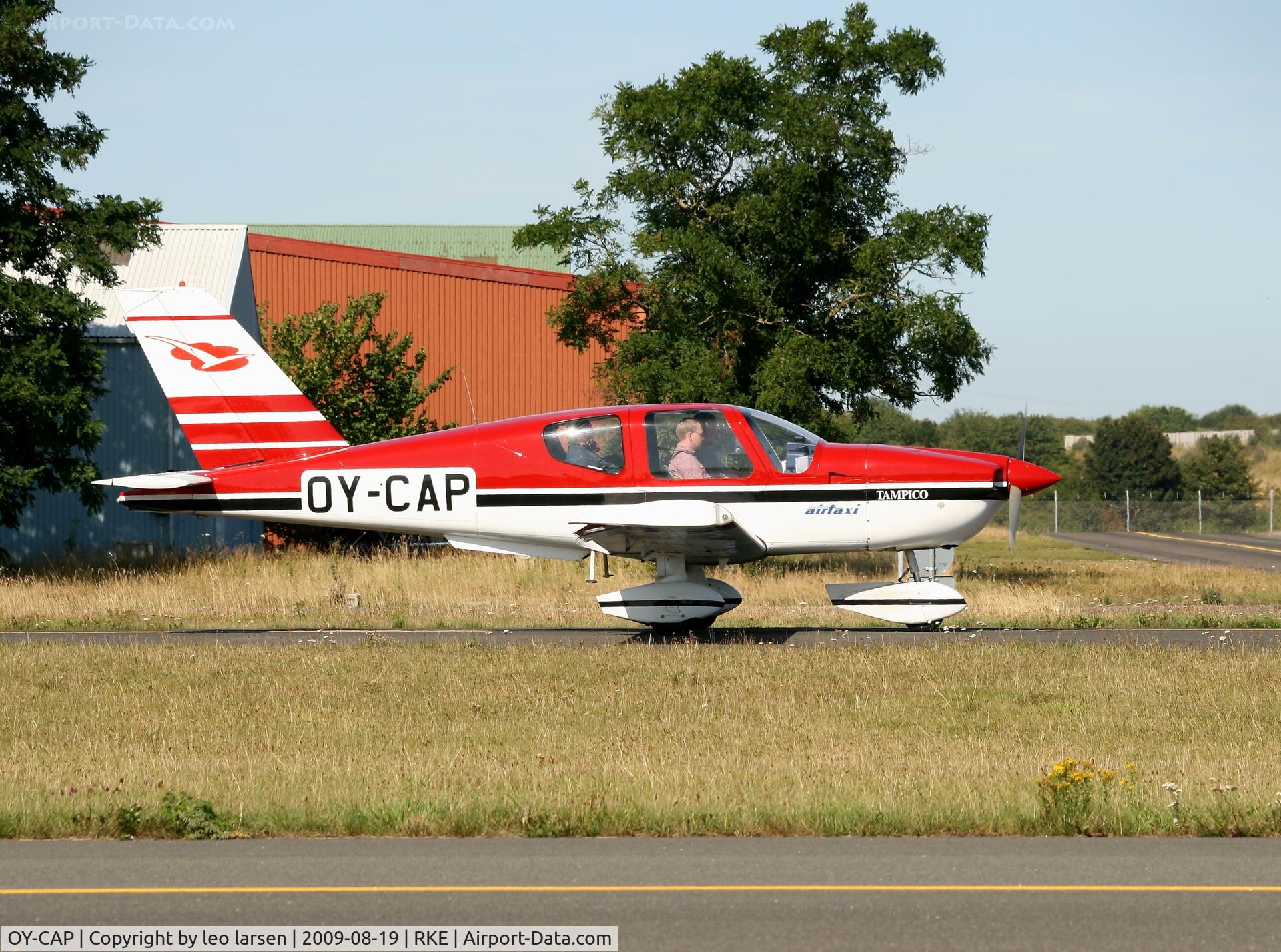 OY-CAP, 1980 Socata TB-9 Tampico C/N 52, Roskilde 19.8.2009