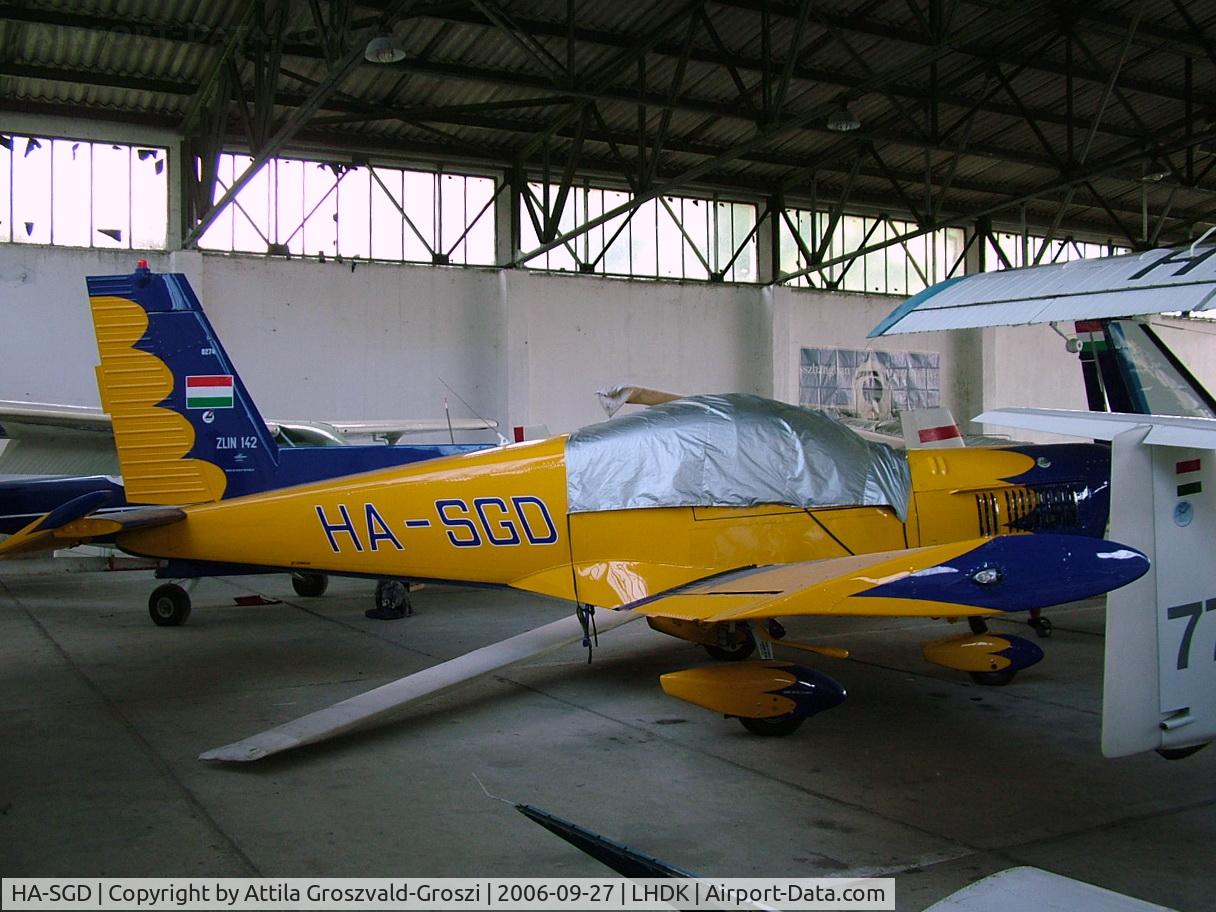 HA-SGD, 1982 Zlin Z-142 C/N 0274, Dunakeszi Airport, Hungary