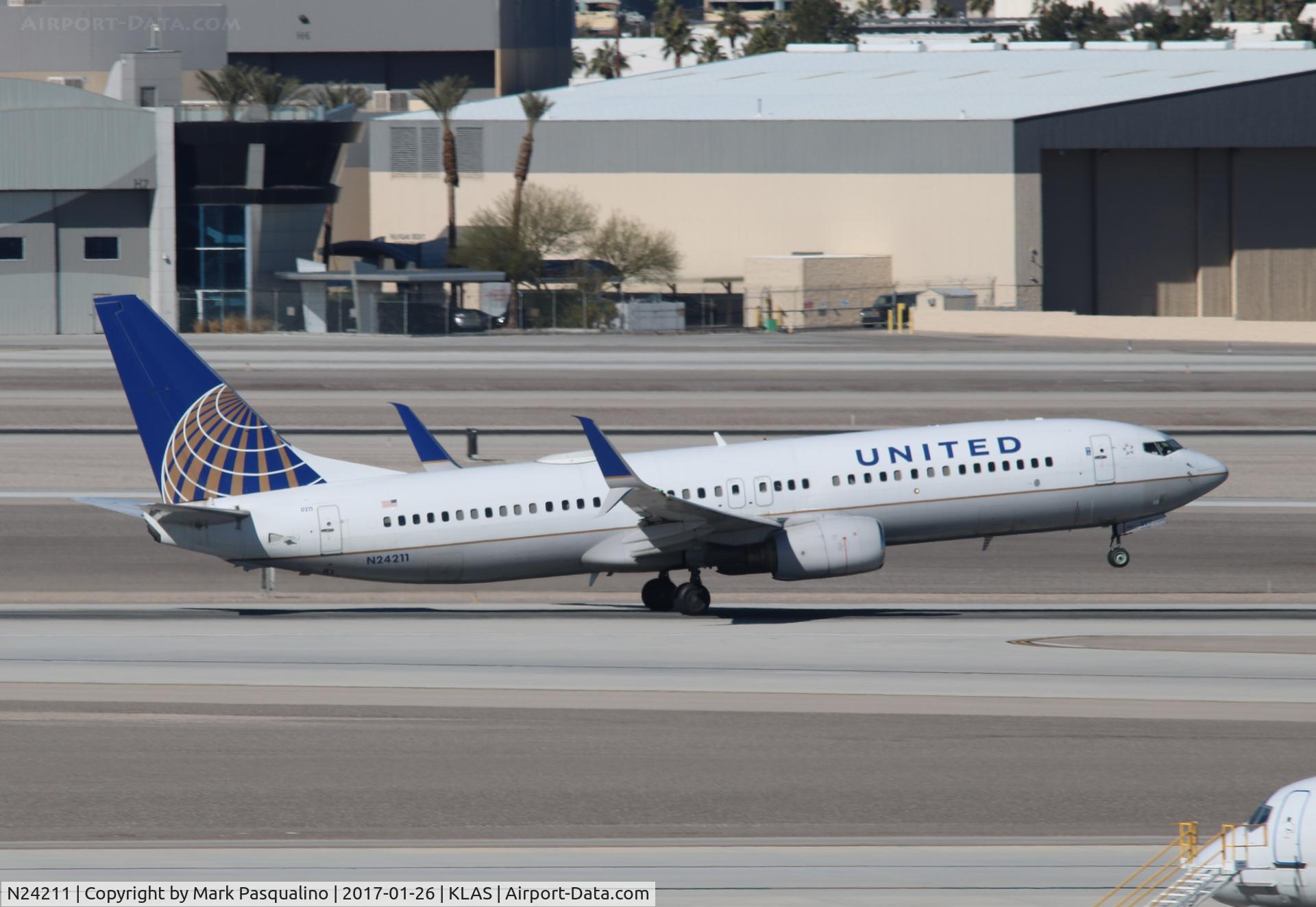N24211, 1998 Boeing 737-824 C/N 28771, Boeing 737-800