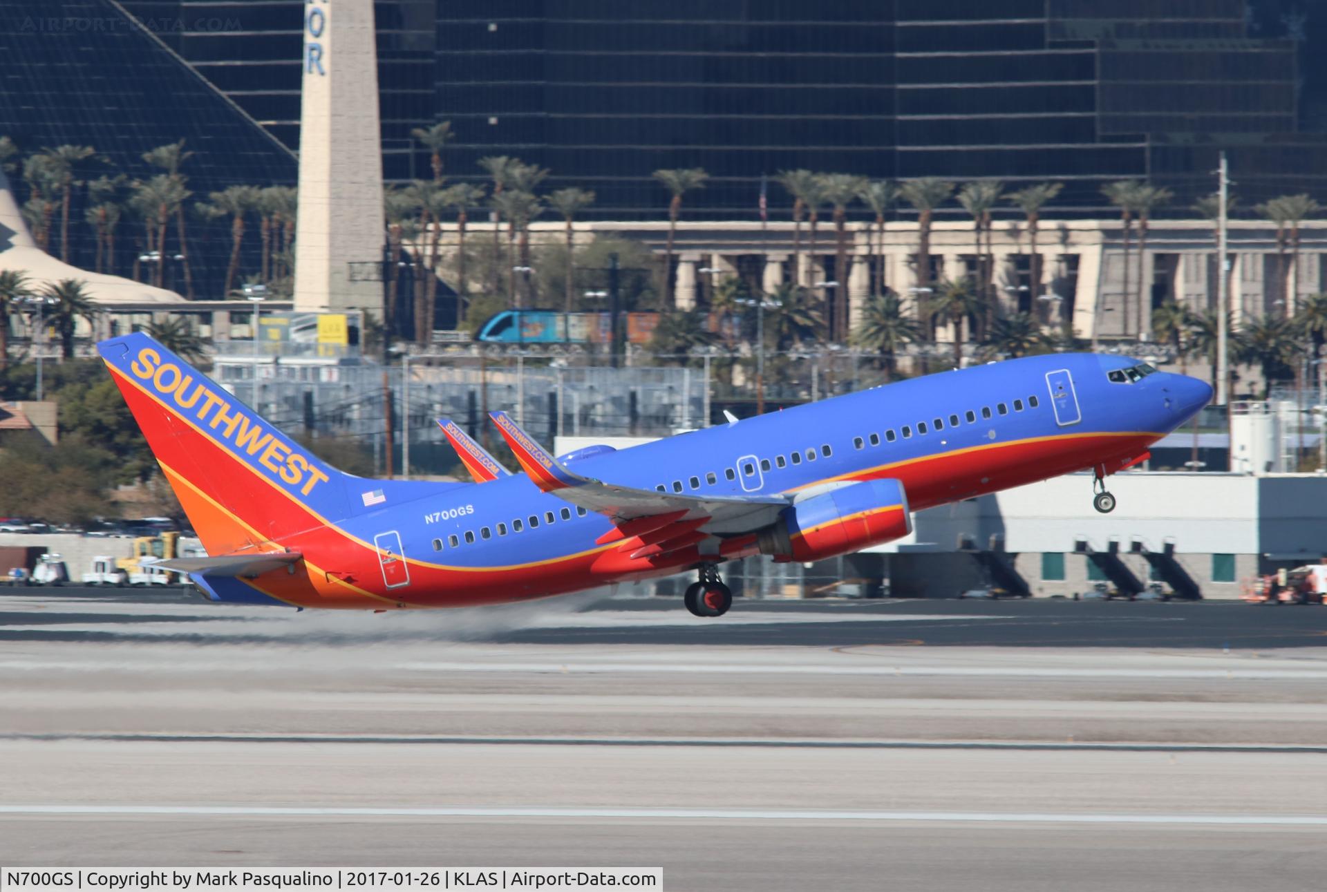 N700GS, 1997 Boeing 737-7H4 C/N 27835, Boeing 737-700