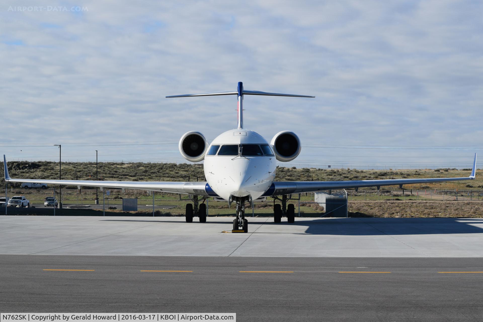 N762SK, 2005 Bombardier CRJ-701ER (CL-600-2C10) Regional Jet C/N 10226, Parked on the Skywest Maintenance ramp.