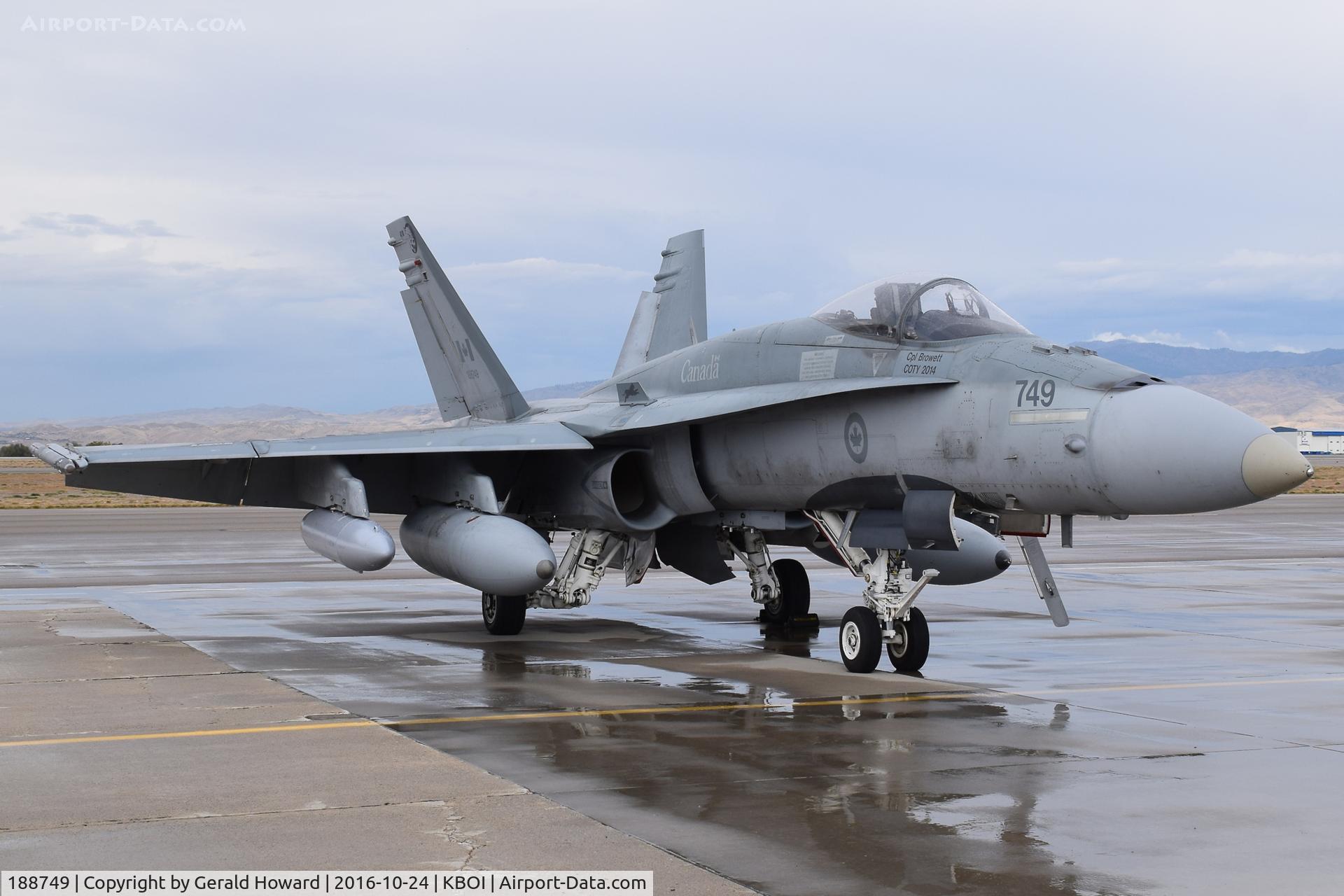 188749, McDonnell Douglas CF-188A Hornet C/N 0352/A294, 410 SQ., Cold lake, Alberta, Canada.