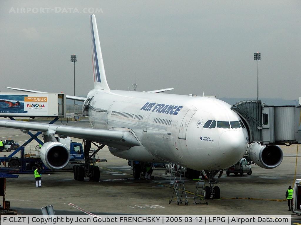 F-GLZT, 2000 Airbus A340-313X C/N 319, Air France departure to Cairo