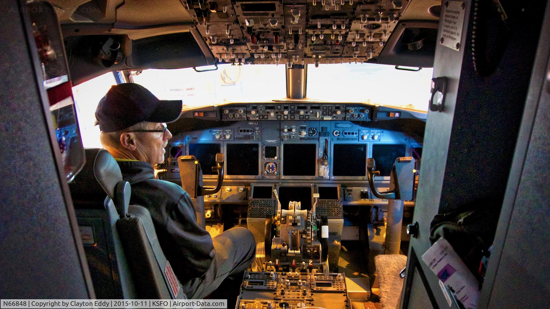 N66848, 2015 Boeing 737-924/ER C/N 42188, SFO 2015