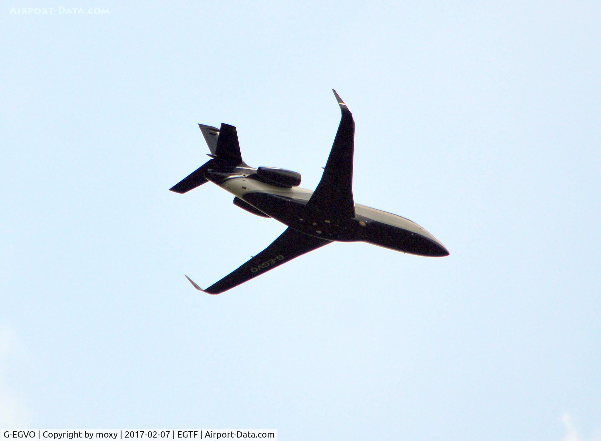 G-EGVO, 2005 Dassault Falcon 900EX C/N 151, Dassault Falcon 900EX ex VP-BSP over Fairoaks.