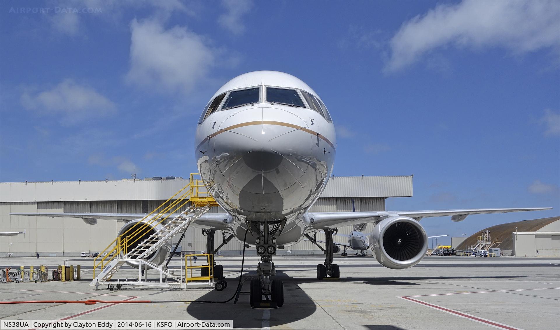 N538UA, 1991 Boeing 757-222(SF) C/N 25222, SFO 2014