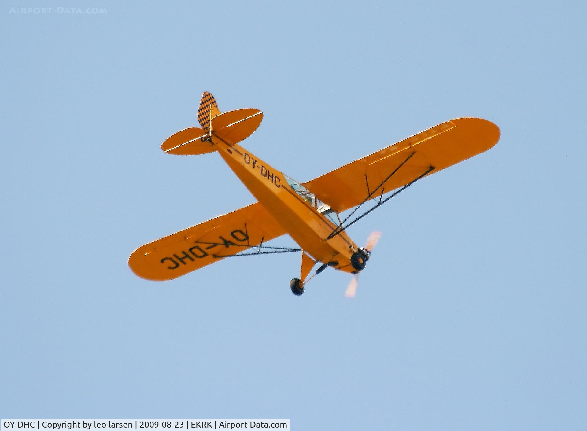 OY-DHC, 1944 Piper J3C-65 Cub Cub C/N 13173, Roskilde Air Show 23.8.2009