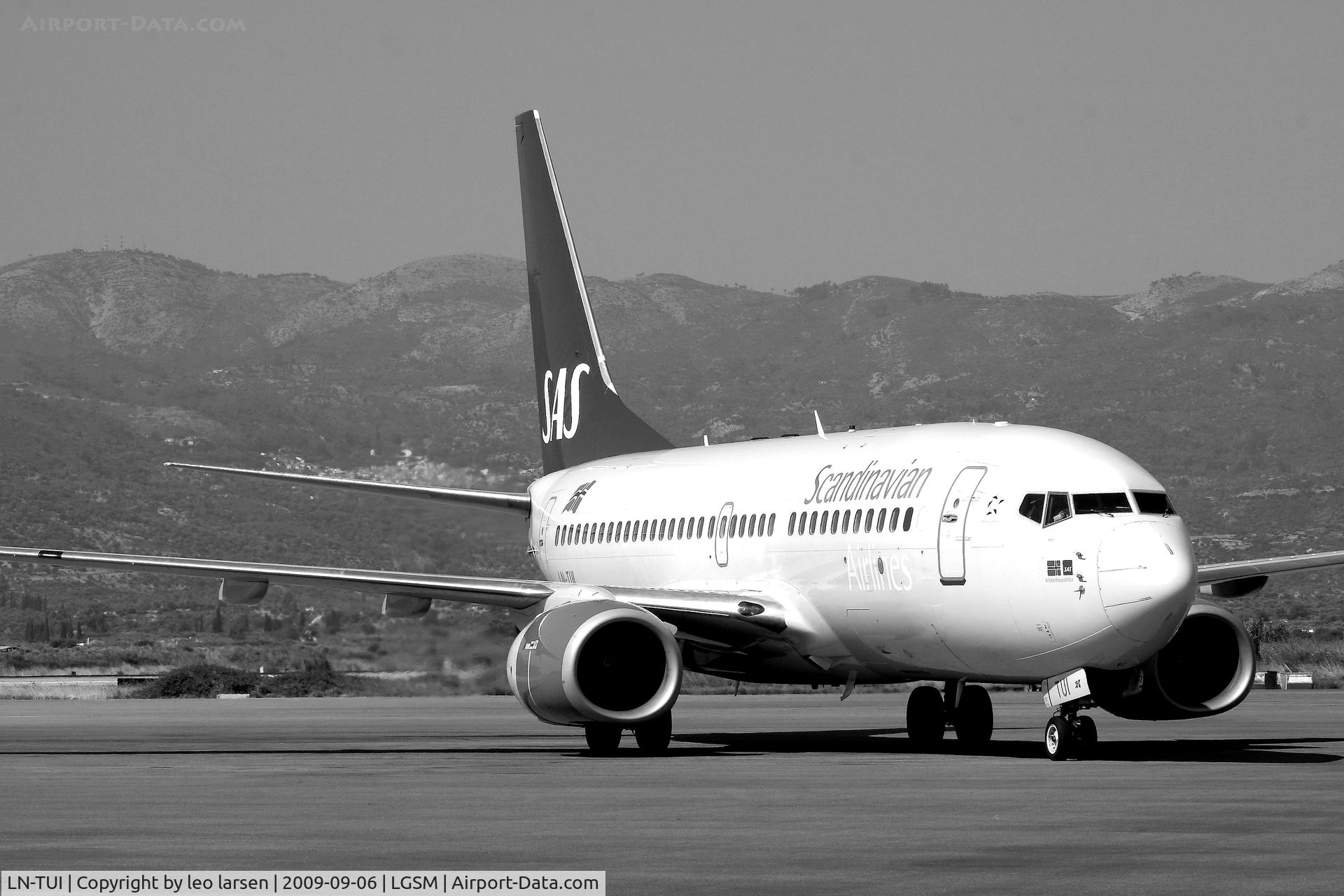 LN-TUI, 2000 Boeing 737-705 C/N 29094, Samos 6.9.2009