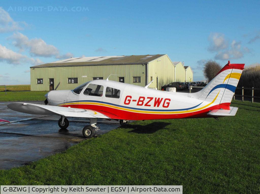 G-BZWG, 1976 Piper PA-28-140 Cherokee Cruiser C/N 28-7625188, Visiting aircraft