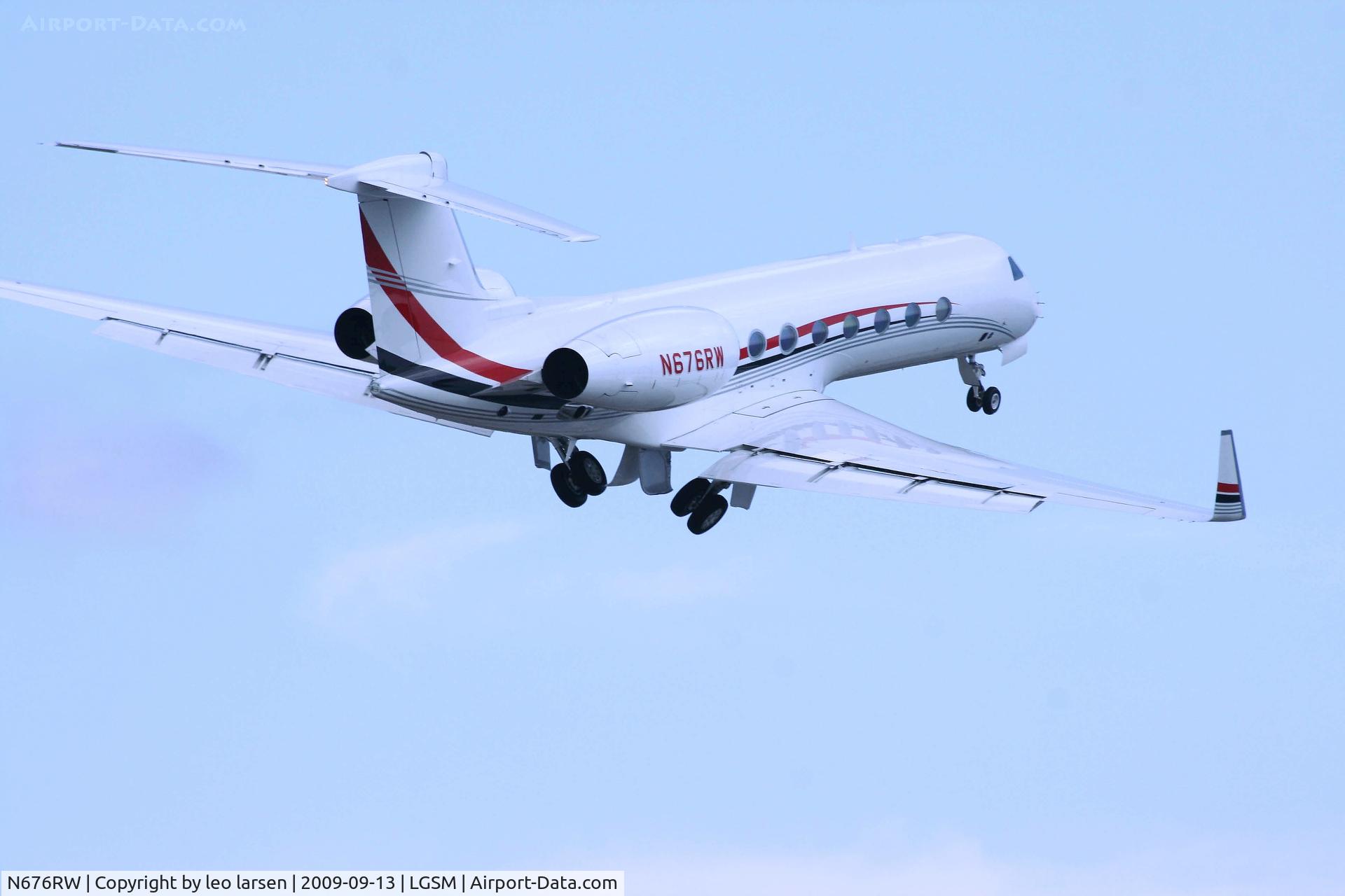 N676RW, 2006 Gulfstream Aerospace GV-SP (G550) C/N 5126, Samos 13.9.2009