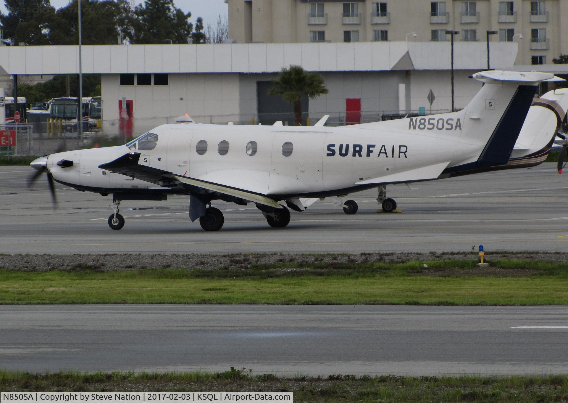 N850SA, 2015 Pilatus PC-12/47E C/N 1557, Surf Air 2015 Pilatus PC-12/47E taxiing for take-off @ San Carlos Airport, CA