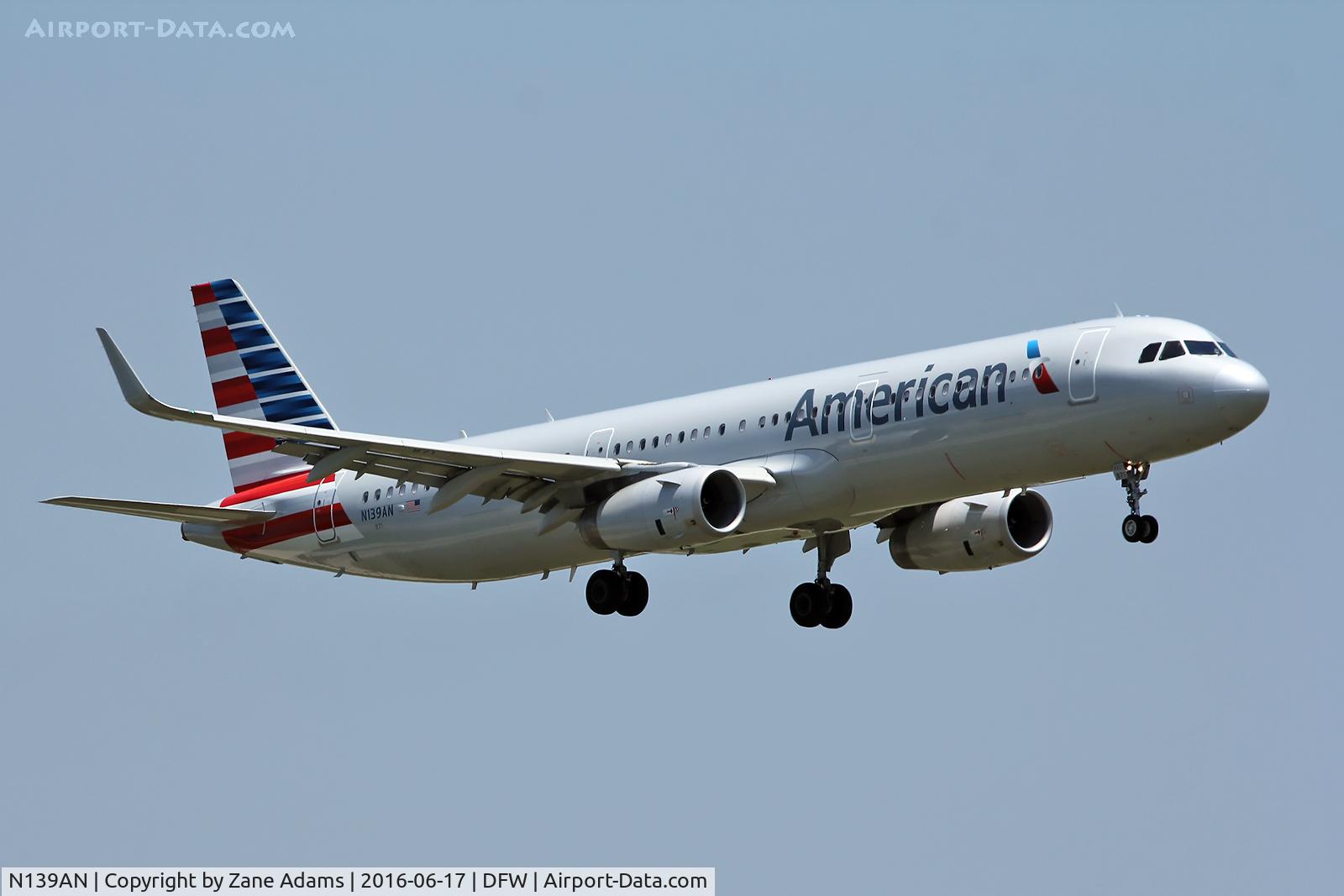 N139AN, 2015 Airbus A321-231 C/N 6687, American Airlines at DFW Airport
