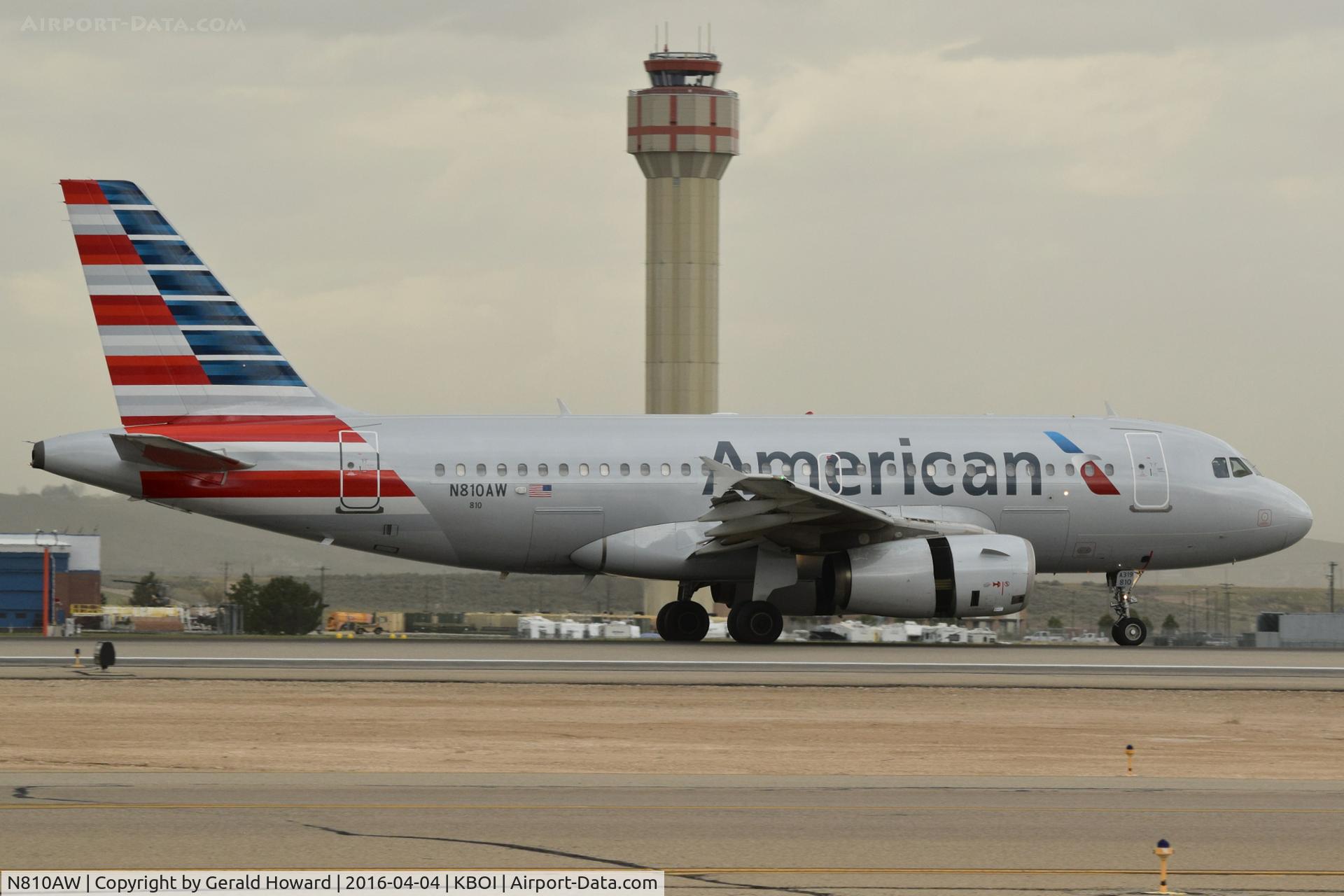 N810AW, 1999 Airbus A319-132 C/N 1116, Landing roll out on RWY 28R.