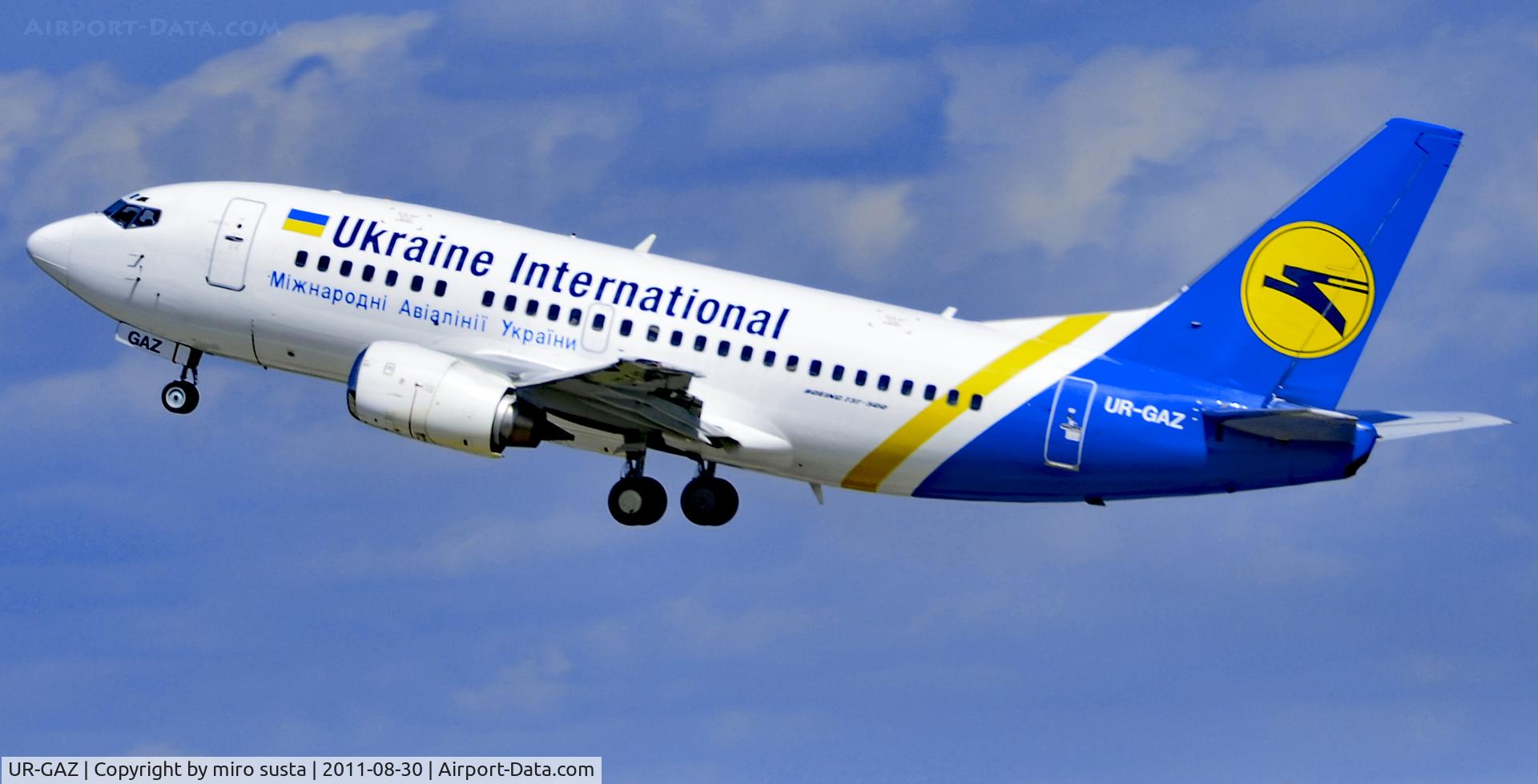 UR-GAZ, 1992 Boeing 737-55D C/N 27418, Ukraine International Airlines Boeing 737-55D Airplane, Zurich-Kloten International Airport, Switzerland