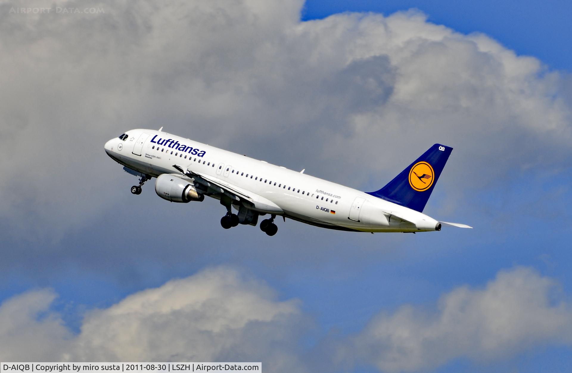 D-AIQB, 1991 Airbus A320-211 C/N 0200, Lufthansa (German Wings) Airlines Airbus A320-211 Airplane, Zurich-Kloten International Airport, Switzerland