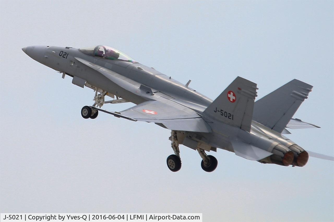 J-5021, McDonnell Douglas F/A-18C Hornet C/N 1370/SFC021, McDonnell Douglas FA-18C Hornet, On display, Istres-Le Tubé Air Base 125 (LFMI-QIE) open day 2016