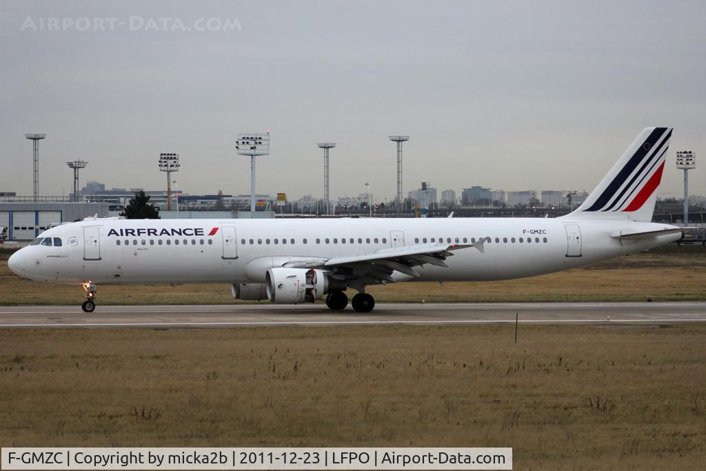 F-GMZC, 1995 Airbus A321-111 C/N 521, Taxiing