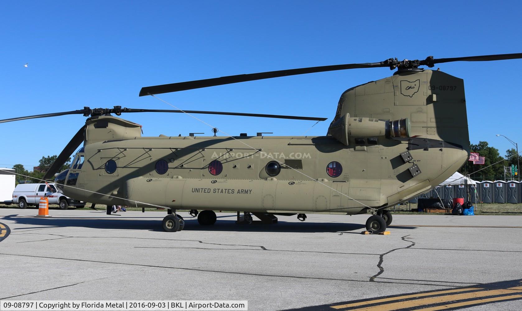 09-08797, 2009 Boeing CH-47F Chinook C/N M8797, CH-47F