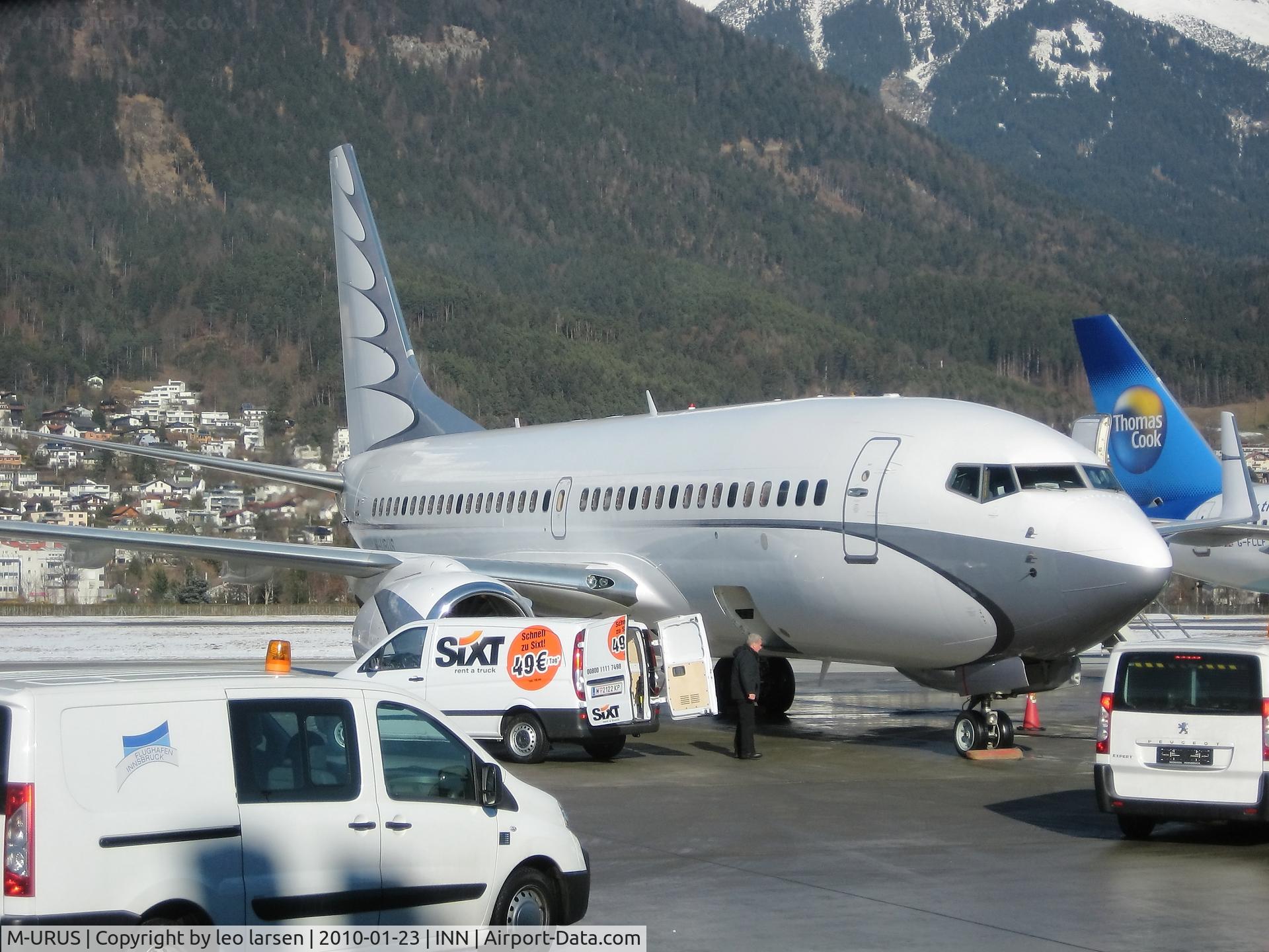 M-URUS, 2005 Boeing 737-7GC BBJ C/N 34622, Innsbruck 23.1.2010