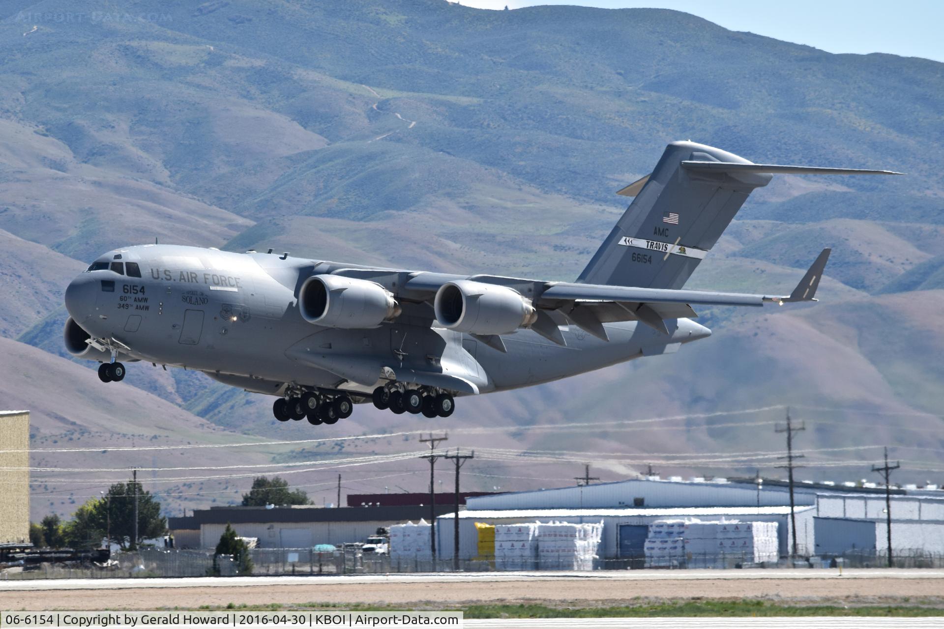 06-6154, 2006 Boeing C-17A Globemaster III C/N P-154, Landing RWY 28R. 60th Air Mobility Wing, Travis AFB, CA.