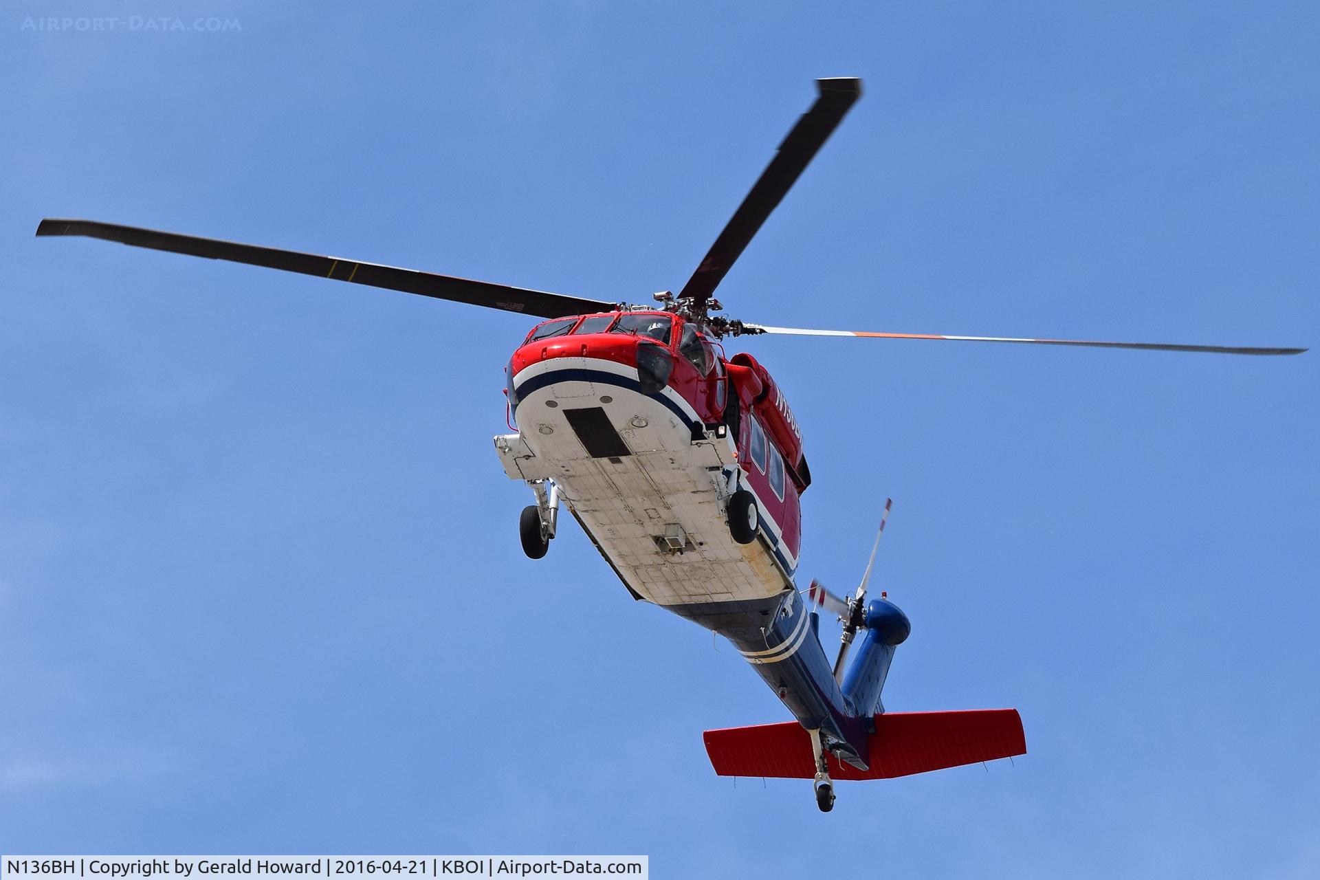 N136BH, 1992 Sikorsky S-70A-27 C/N 701835, Departing BOI.