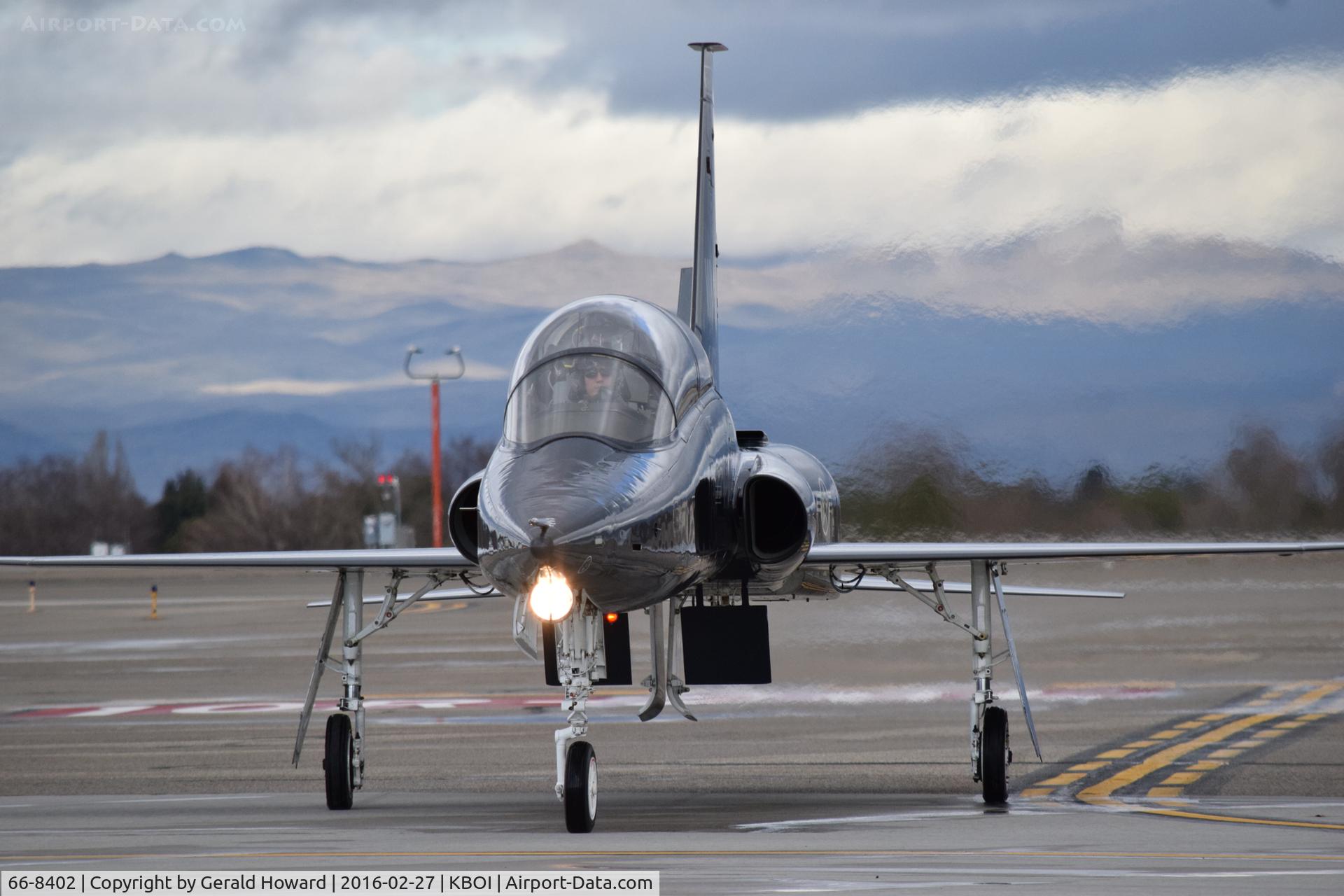 66-8402, 1966 Northrop T-38A Talon C/N N.5987, Very sleek aircraft. 509th BW, Whiteman AFB, CA