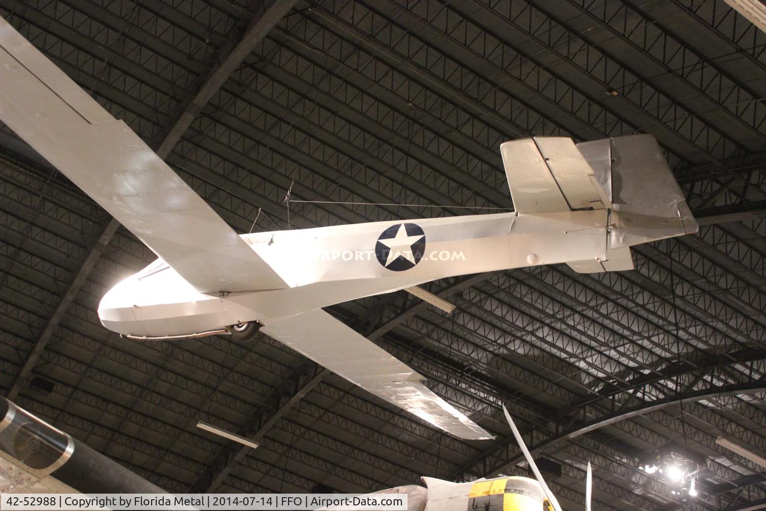 42-52988, 1942 Schweizer TG-3A C/N 68, TG-3A