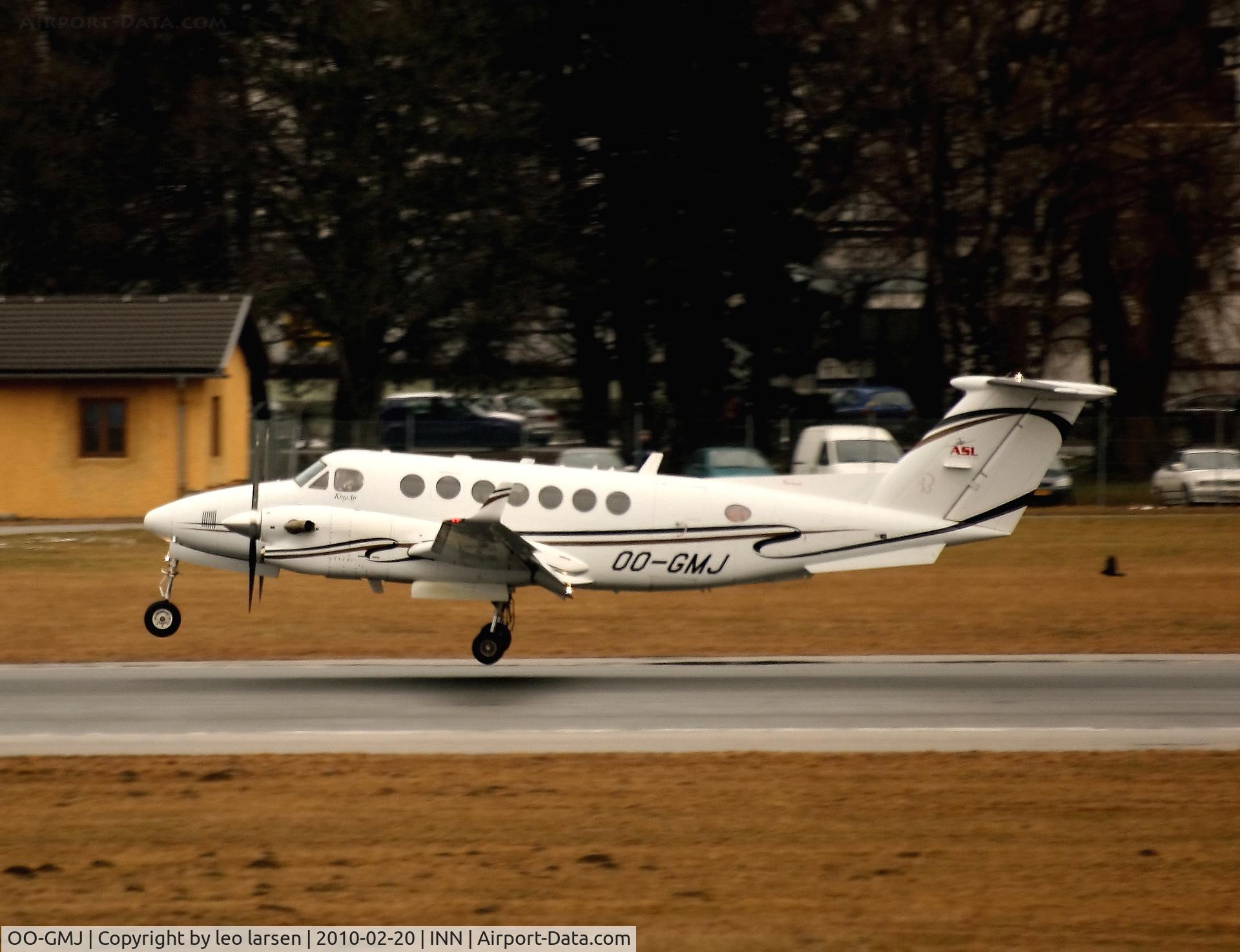 OO-GMJ, 2005 Beech 300 (Super King Air 350) C/N FL-460, Innsbruck 20.2.2010