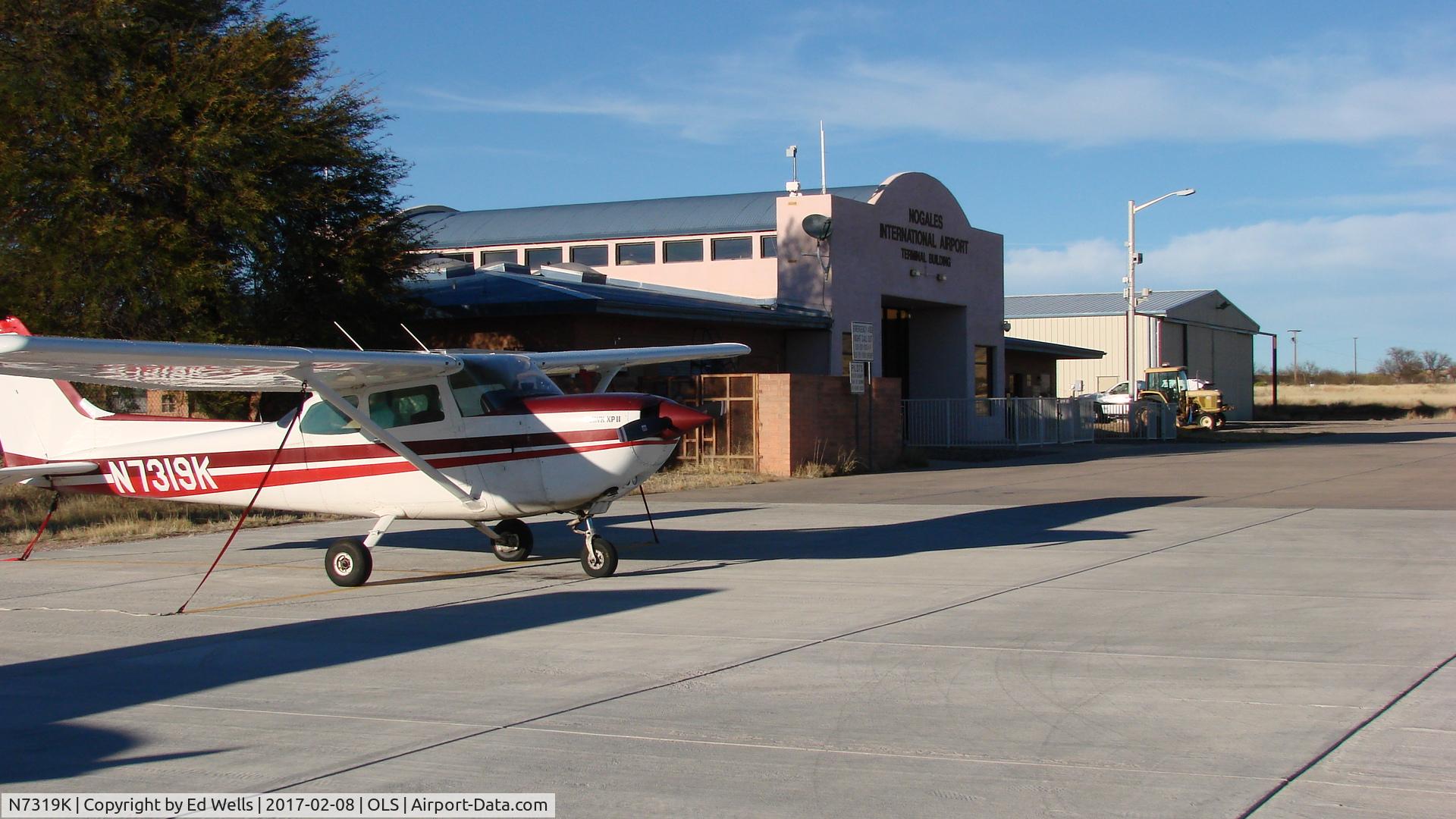 N7319K, 1976 Cessna R172K Hawk XP C/N R1722055, On the ramp at OLS