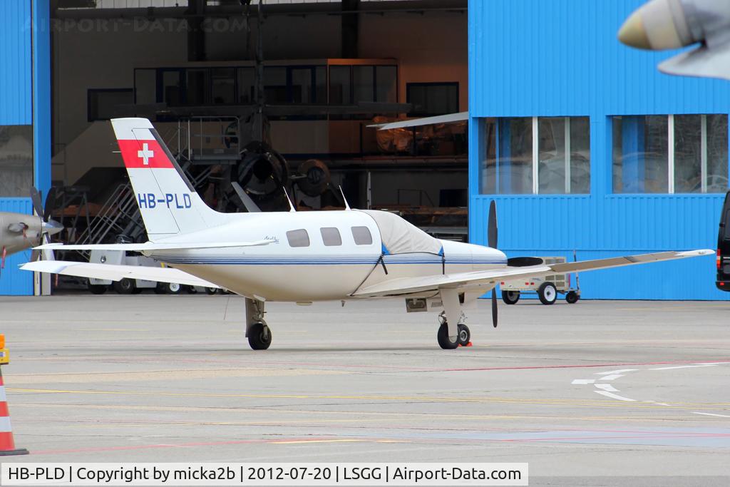 HB-PLD, 1988 Piper PA-46-310P Malibu C/N 46-08123, Parked