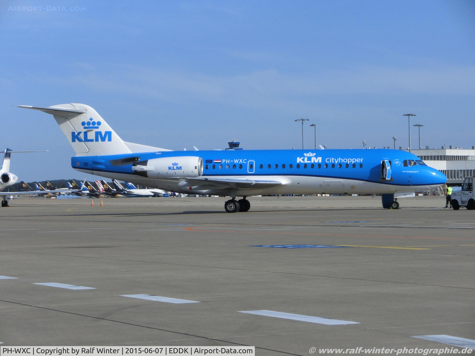 PH-WXC, 1996 Fokker 70 (F-28-0070) C/N 11574, Fokker 70 F-28-0070 - WA KLC KLM Cityhopper - 11574 - PH-WXC - 07.06.2015 - CGN