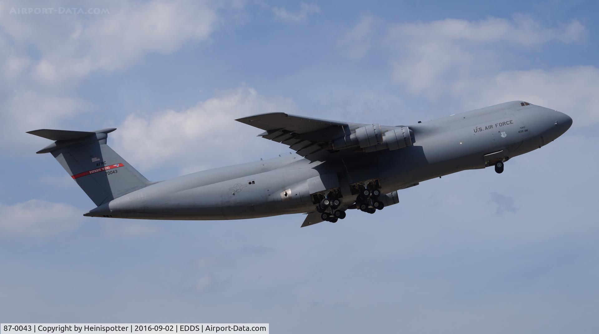 87-0043, 1987 Lockheed C-5B Galaxy C/N 500-0129, C-5B in Stuttgart