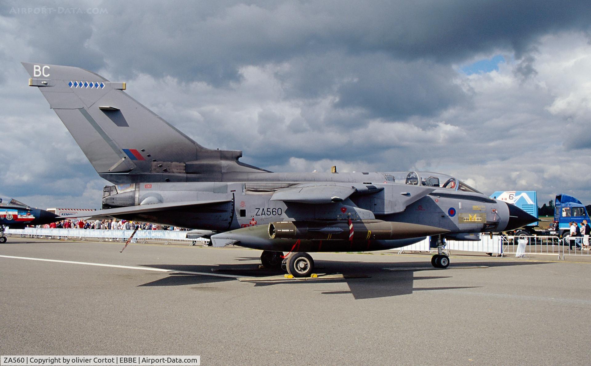 ZA560, 1981 Panavia Tornado GR.4 C/N 082/BS024/3044, Beauvechain 2002 airshow