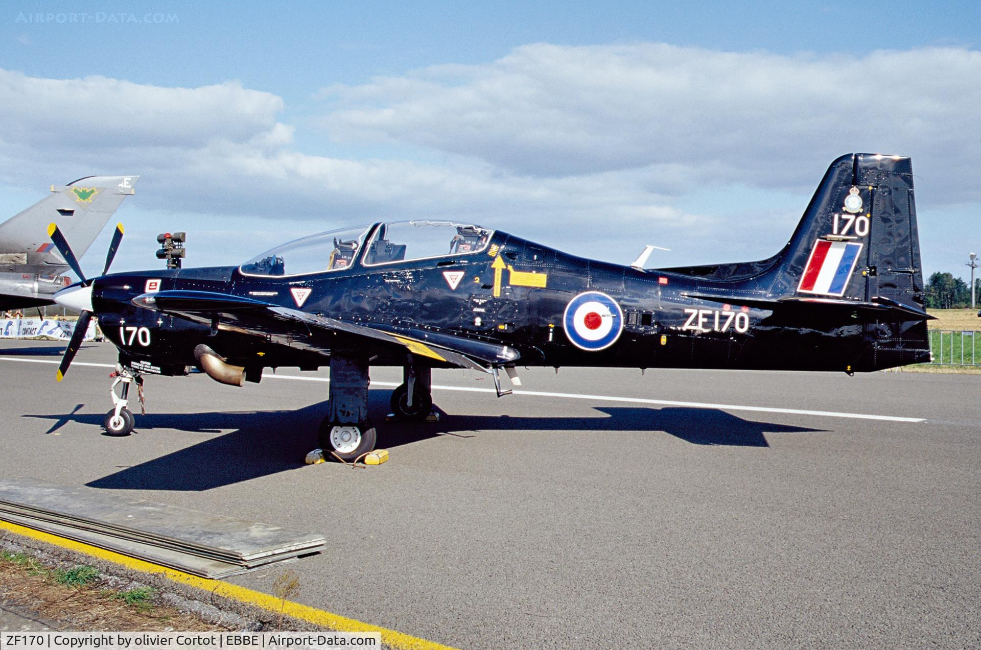 ZF170, 1989 Short S-312 Tucano T1 C/N S022/T22, Beauvechain airshow 2002