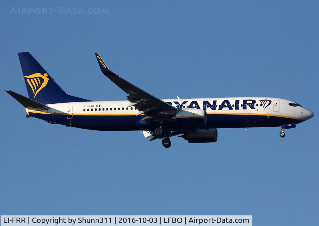 EI-FRR, 2016 Boeing 737-8AS C/N 44739, Landing rwy 32L