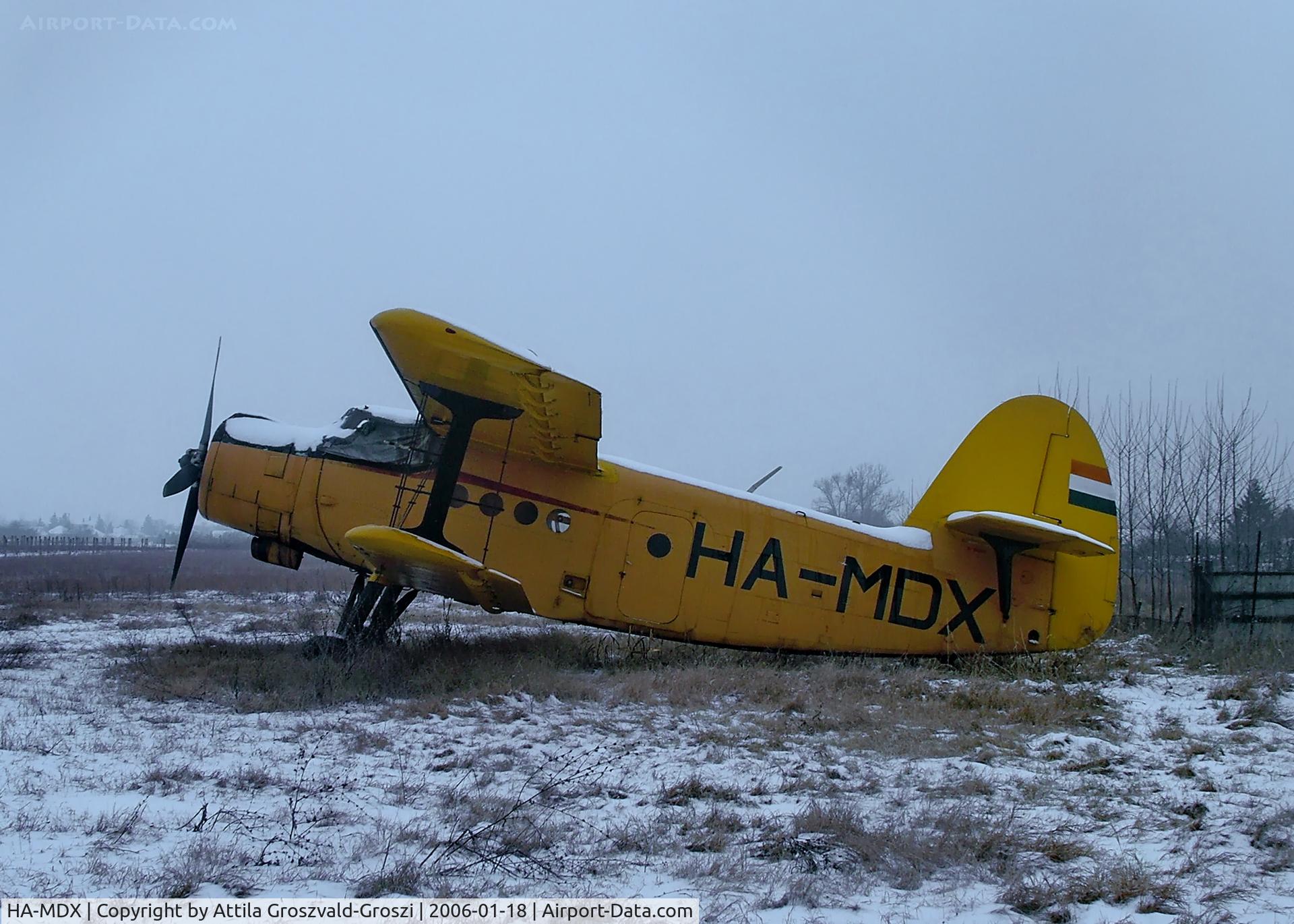 HA-MDX, 1979 PZL-Mielec An-2R C/N 1G186-05, Tápiószölös agricultural airport and take-off field