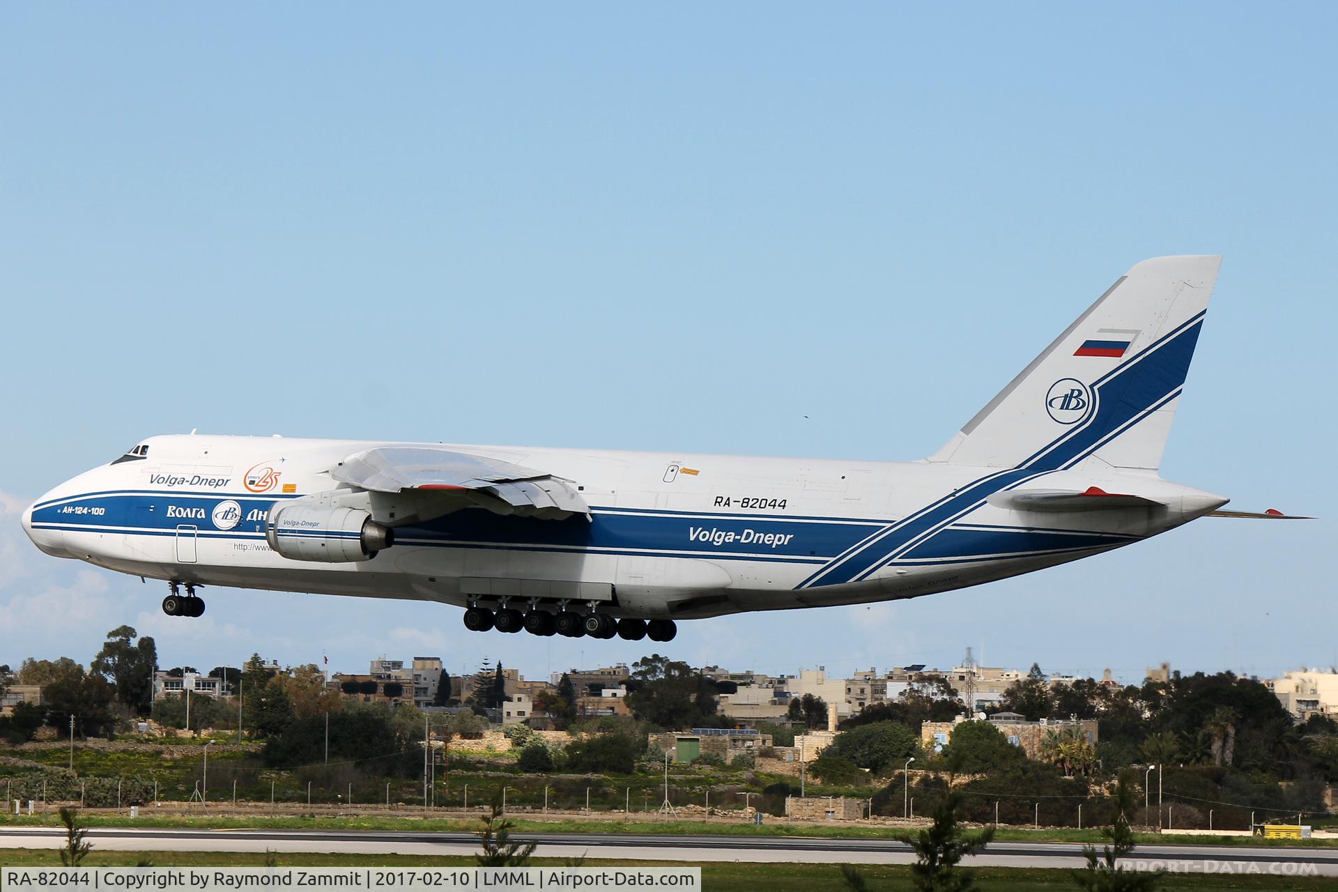 RA-82044, 1991 Antonov An-124-100 Ruslan C/N 9773054155109, Antonov An124-100 Ruslan RA-82044 Volga Dnepr