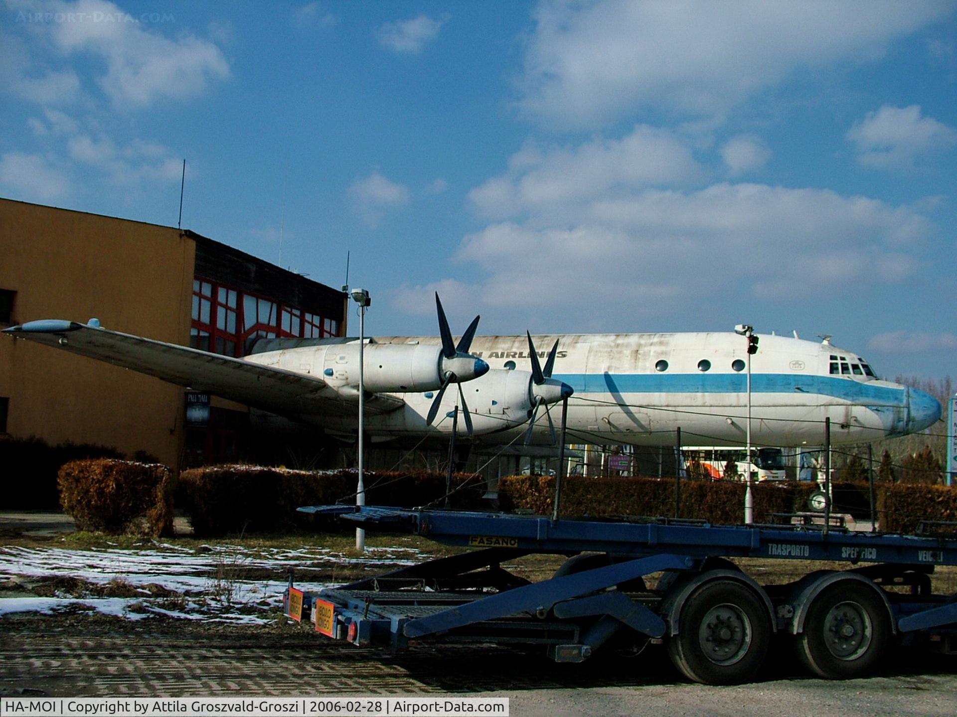 HA-MOI, Ilyushin Il-18D C/N 187010002, Abda, ELVIS park, Hungary