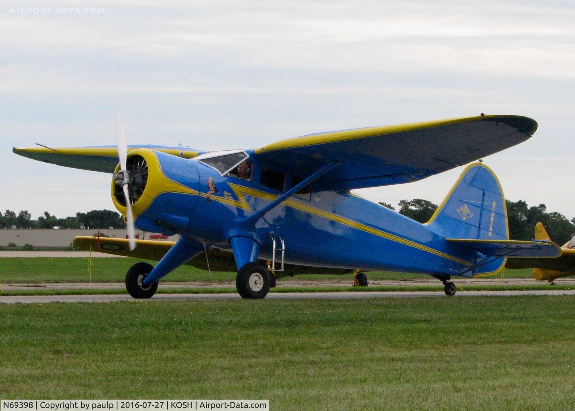 N69398, 1944 Stinson V77 Reliant C/N 77-293, At Oshkosh.