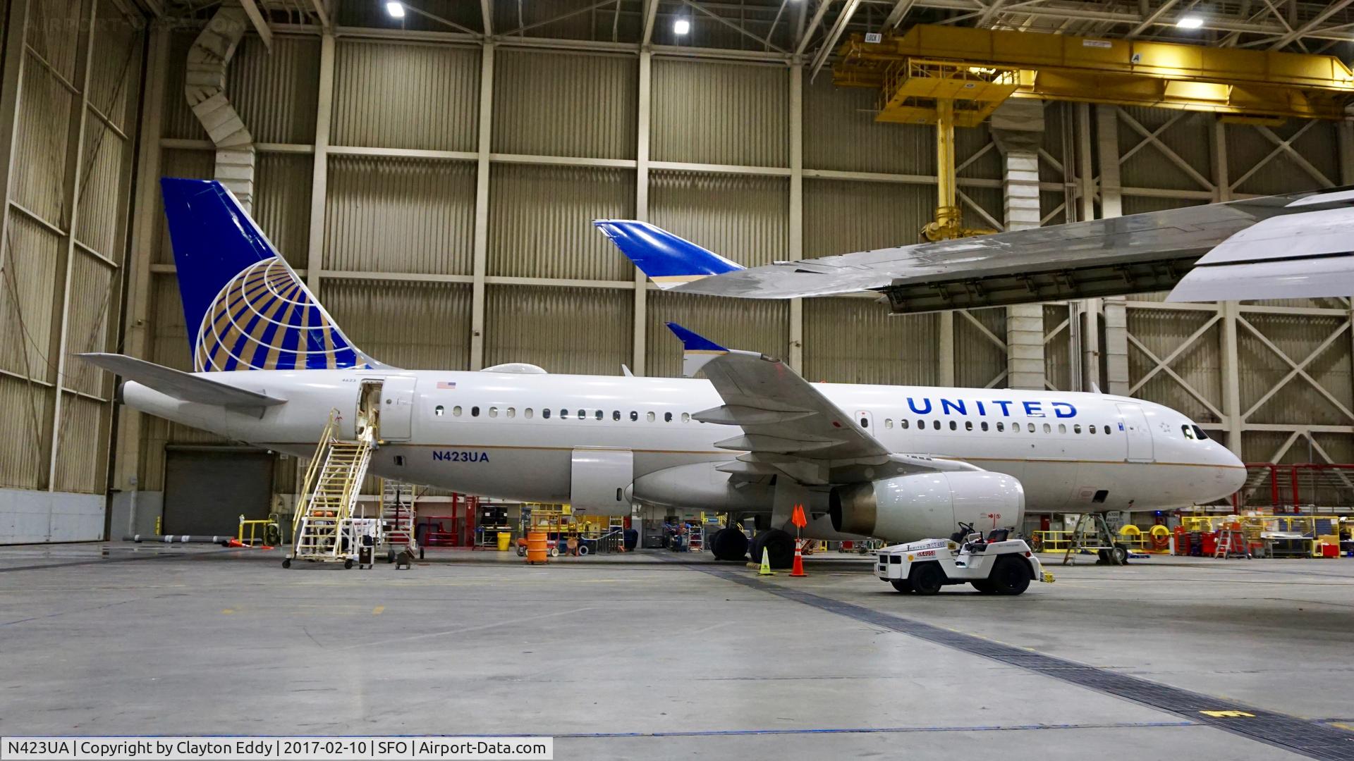 N423UA, 1995 Airbus A320-232 C/N 504, SFO 2017