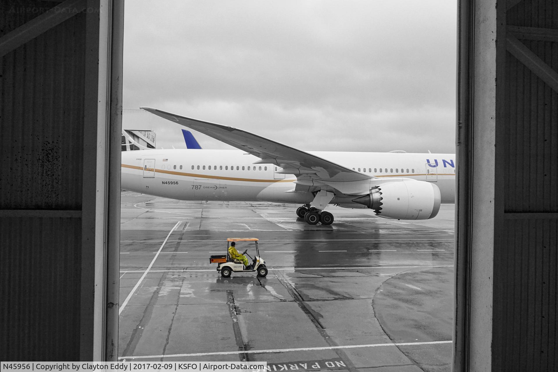 N45956, 2015 Boeing 787-9 Dreamliner C/N 40918, SFO 2017