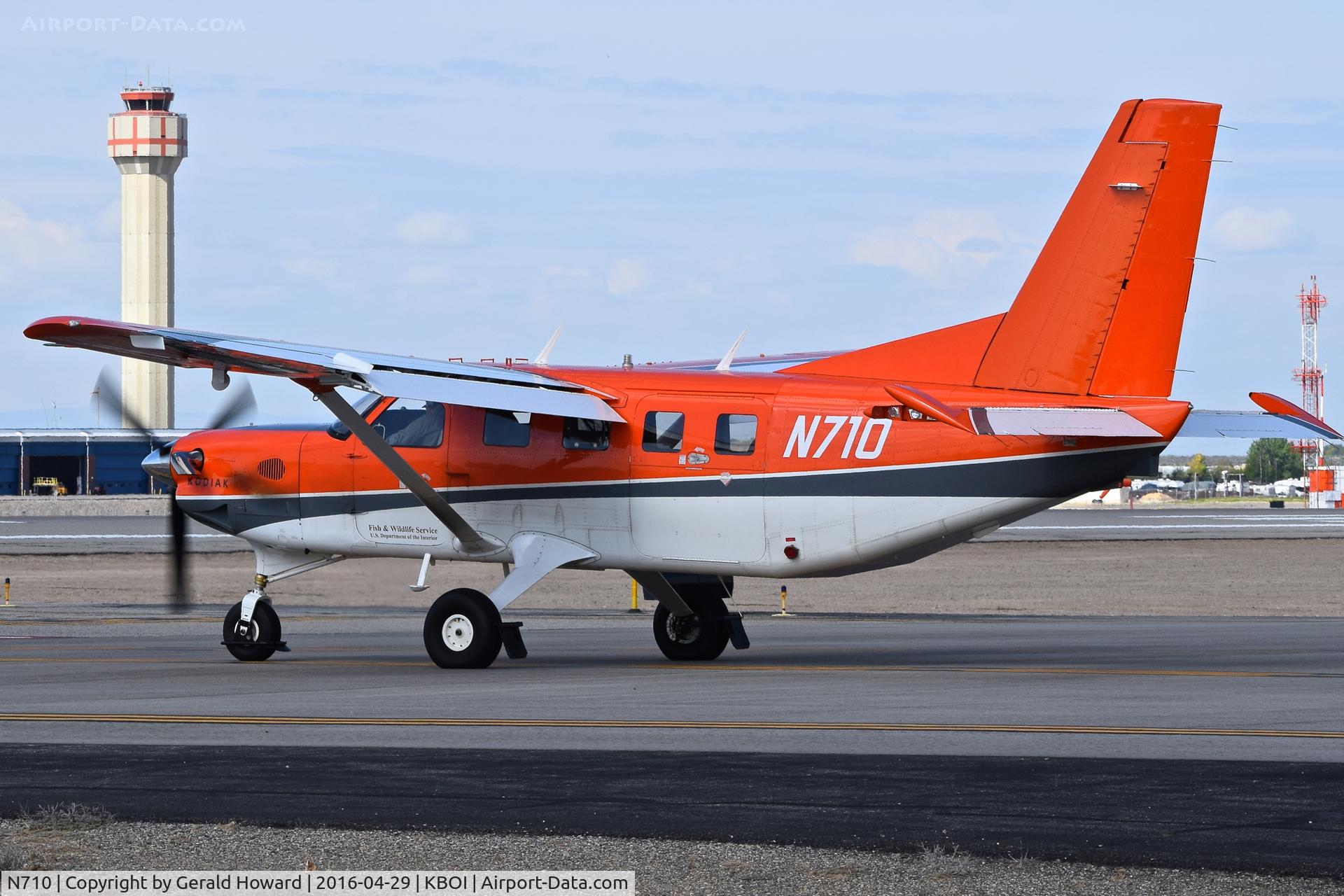 N710, 2009 Quest Kodiak 100 C/N 100-0021, Ready for RWY 28R.