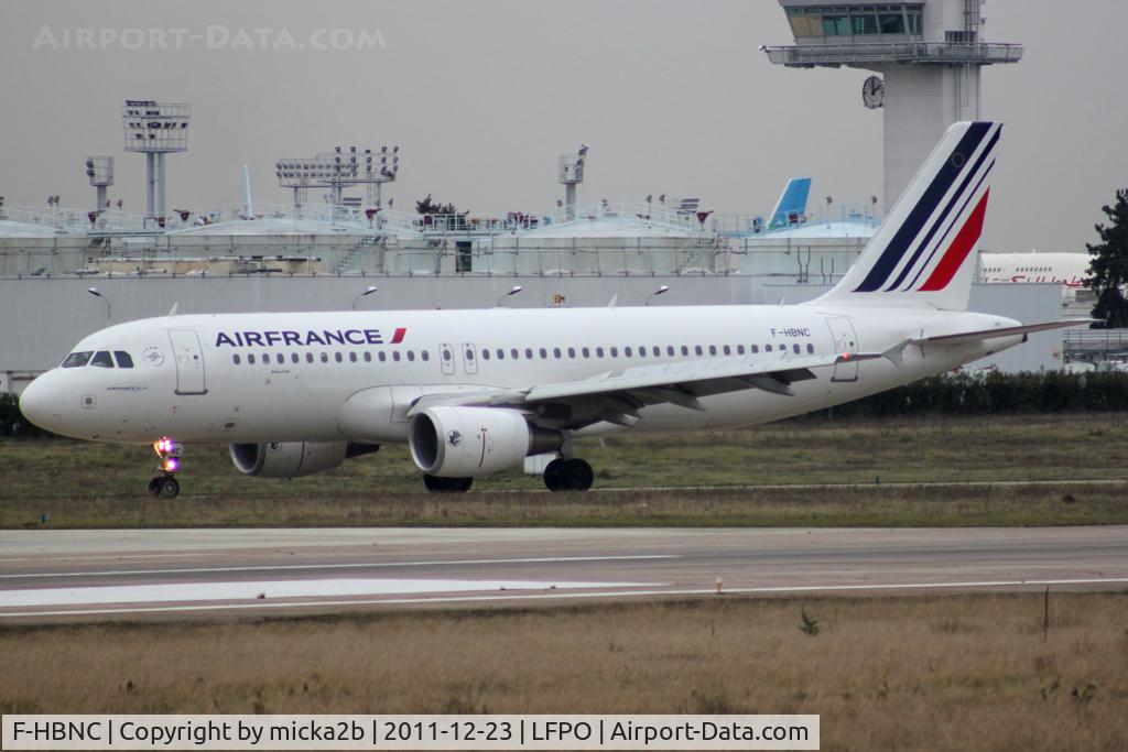 F-HBNC, 2010 Airbus A320-214 C/N 4601, Taxiing